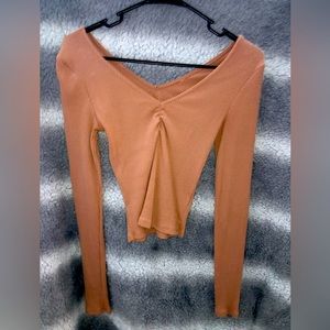 Pacsun cropped top Tan size SM